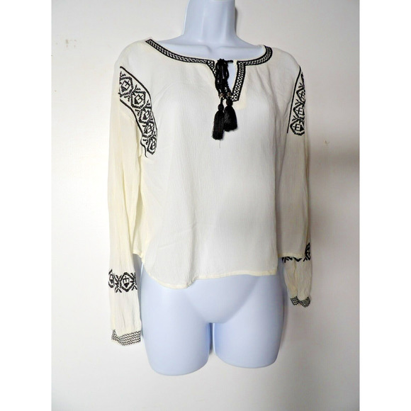 Mudd Tunic Top XS Boho Crinkle Gauzy Embroidered White Tassel Balloon Slv - Picture 2 of 12